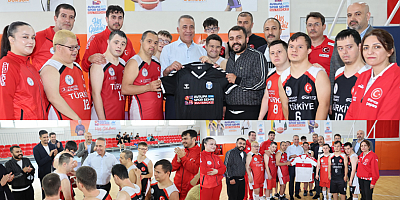 Başkan Dursun Down Sendromlu Basketbol Milli Takımımızla Bir Arada 