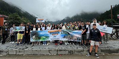 Sultangazi Belediyesi’nden Başarılı Öğrencilere Karadeniz Turu