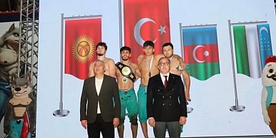 Sultangazili Güreşçi Dünya Şampiyonu!